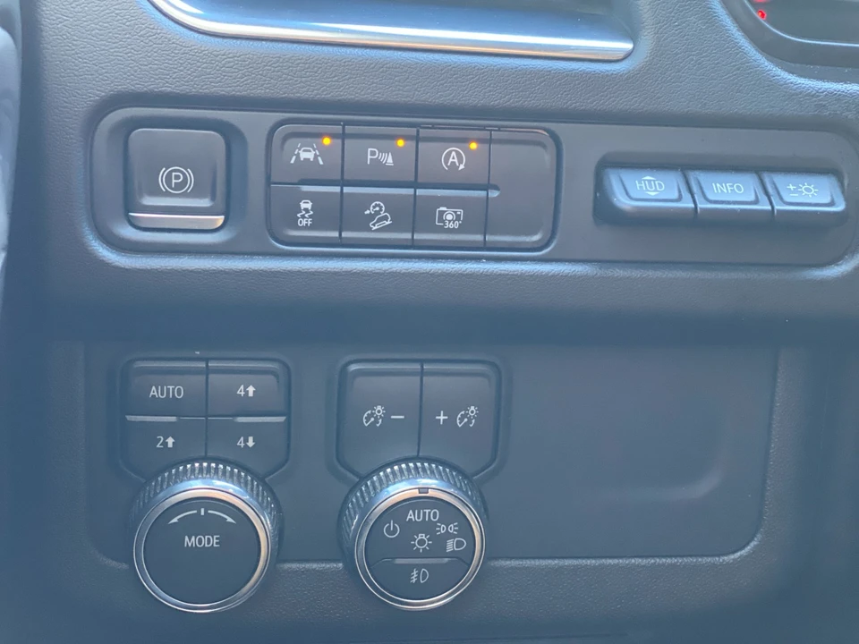 2023 GMC Yukon 5th Gen - Image 10 of 19