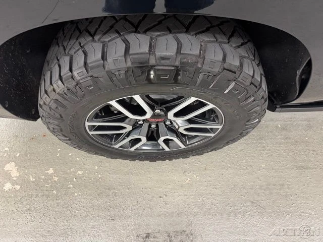 2023 GMC Yukon 5th Gen - Image 4 of 19