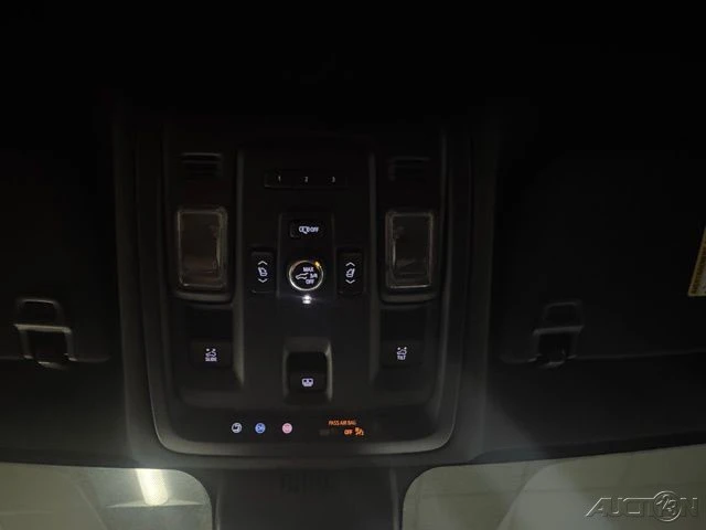 2023 GMC Yukon 5th Gen - Image 16 of 19
