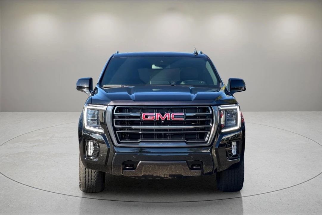 2023 GMC Yukon 5th Gen - Image 9 of 12