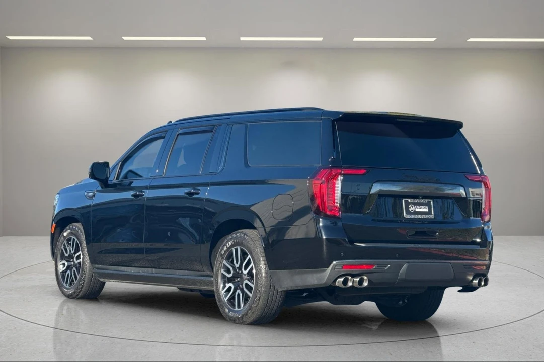 2023 GMC Yukon 5th Gen - Image 6 of 12