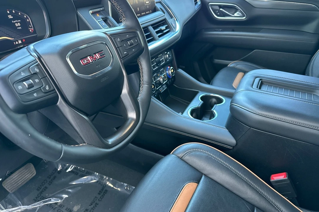 2023 GMC Yukon 5th Gen - Image 10 of 12