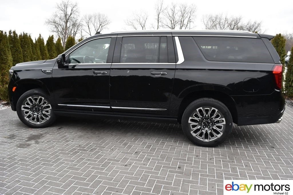 2023 GMC Yukon 5th Gen - Image 8 of 21