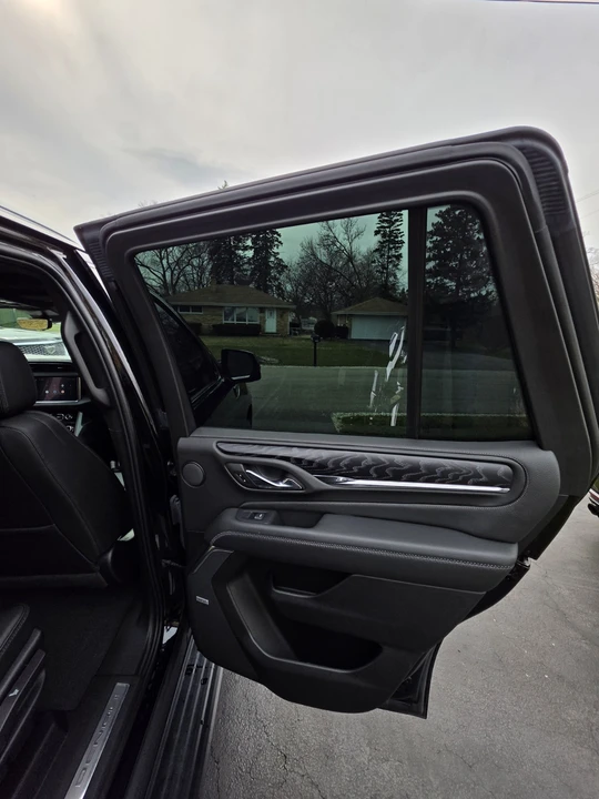 2023 GMC Yukon 5th Gen - Image 16 of 21