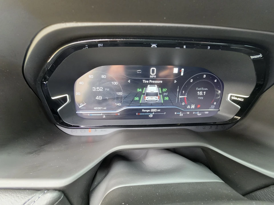 2023 GMC Yukon 5th Gen - Image 13 of 21