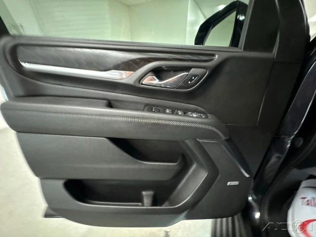 2023 GMC Yukon 5th Gen - Image 16 of 21