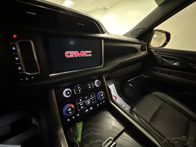 2023 GMC Yukon 5th Gen - Image 19 of 21