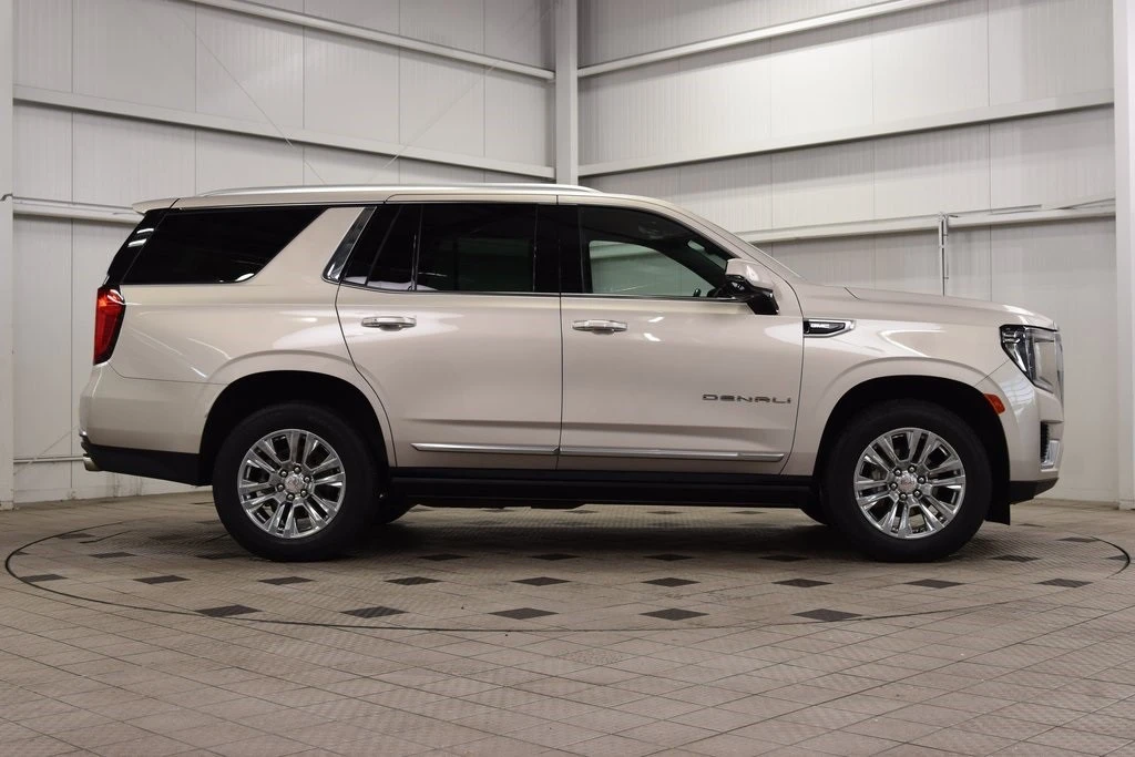2023 GMC Yukon 5th Gen - Image 8 of 12