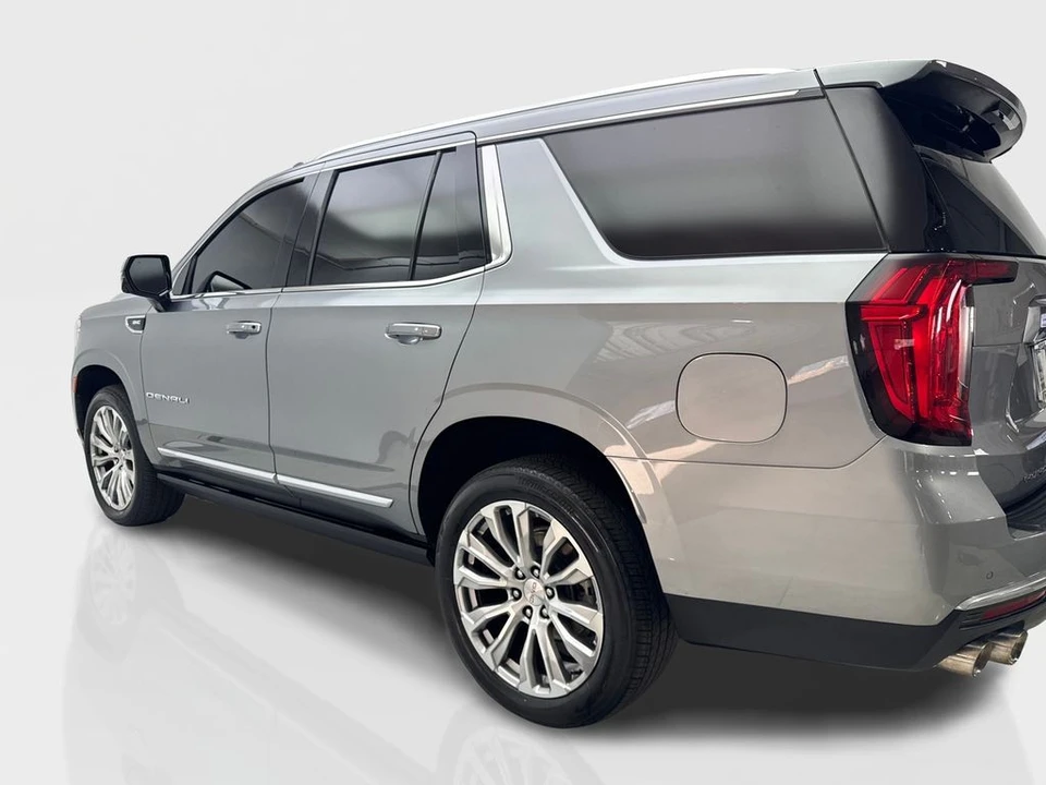 2023 GMC Yukon 5th Gen - Image 14 of 21