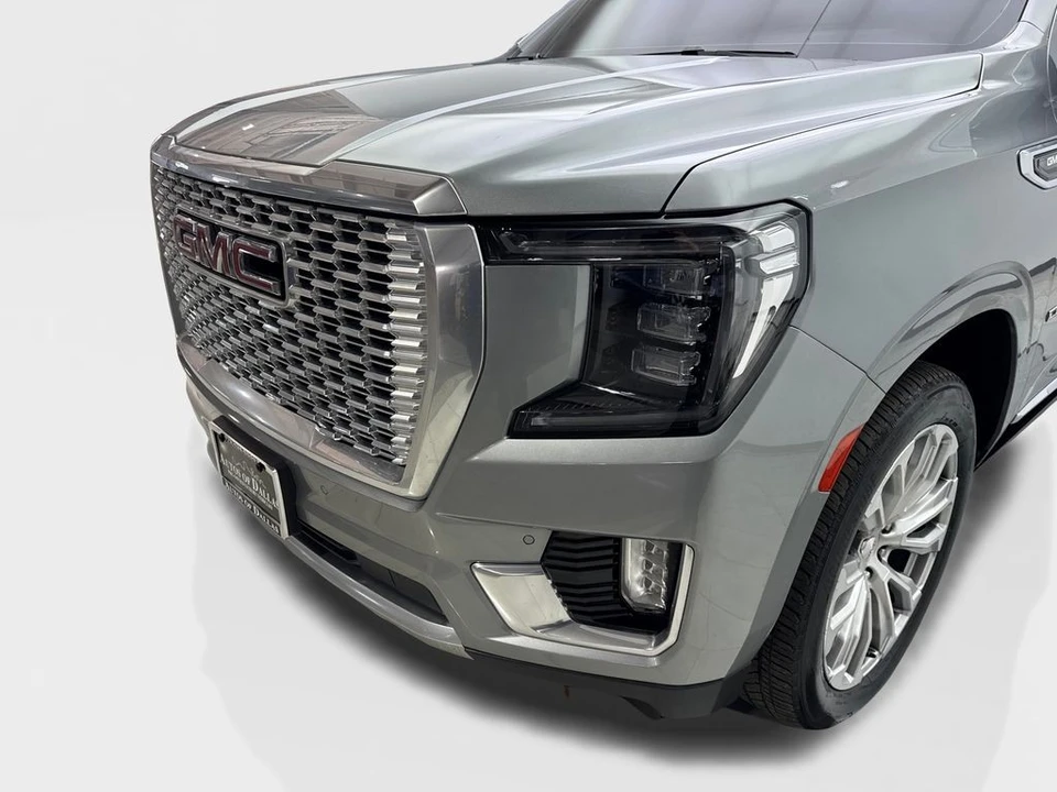 2023 GMC Yukon 5th Gen - Image 16 of 21