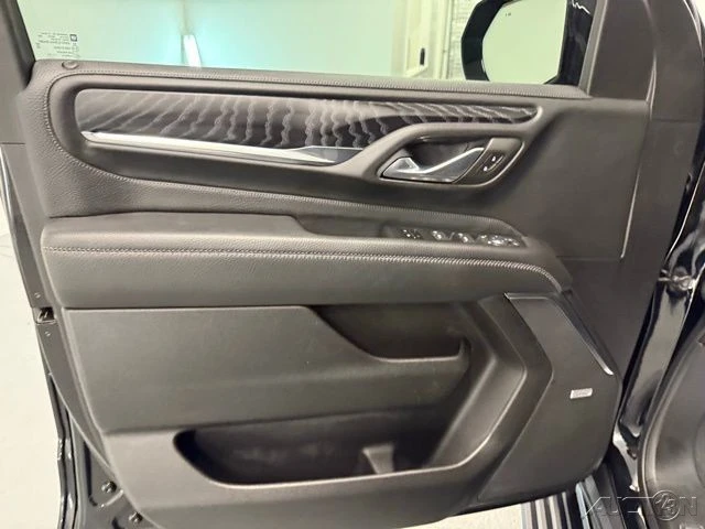 2023 GMC Yukon 5th Gen - Image 14 of 21