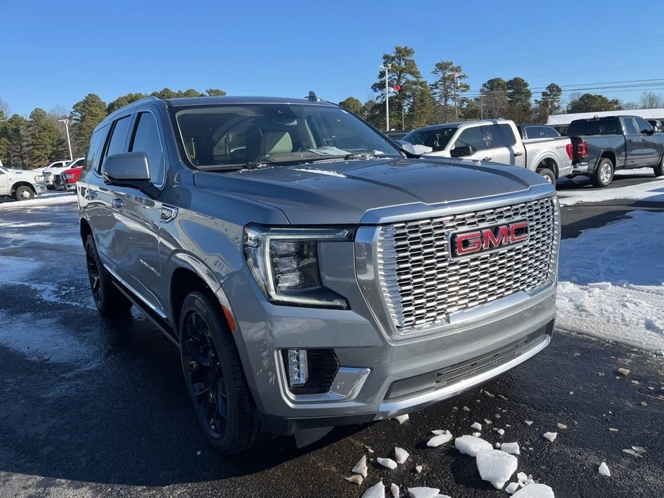 2023 GMC Yukon 5th Gen - Image 3 of 12