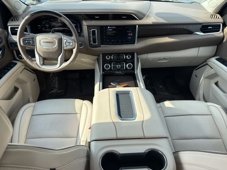2023 GMC Yukon 5th Gen - Image 16 of 21