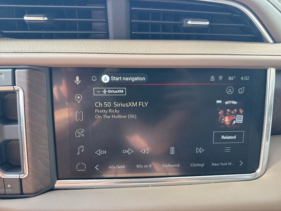 2023 GMC Yukon 5th Gen - Image 21 of 21