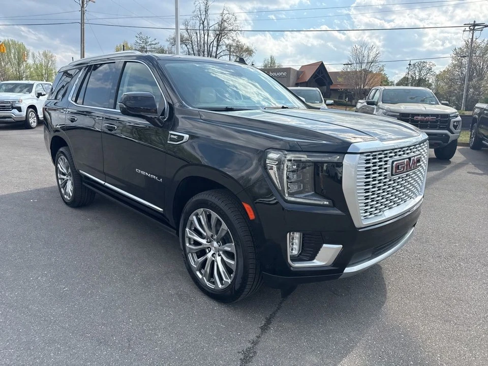 2023 GMC Yukon 5th Gen - Image 7 of 21