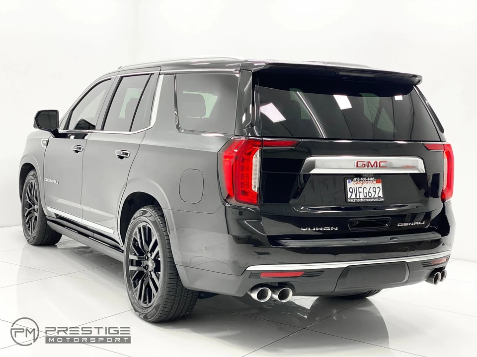 2023 GMC Yukon 5th Gen - Image 8 of 12
