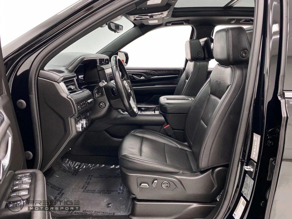 2023 GMC Yukon 5th Gen - Image 17 of 21