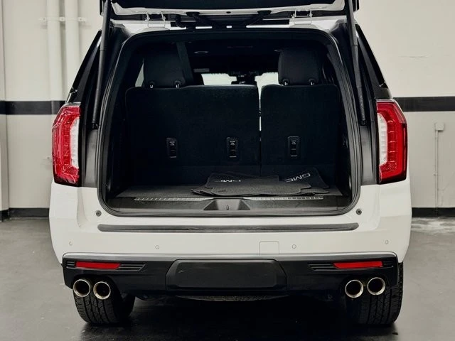 2023 GMC Yukon 5th Gen - Image 15 of 21