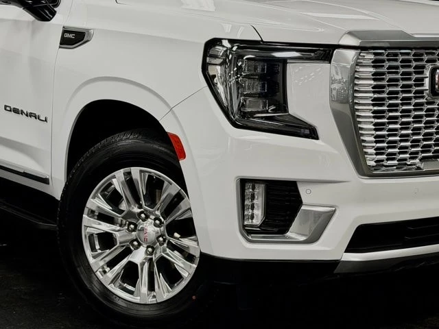 2023 GMC Yukon 5th Gen - Image 4 of 21
