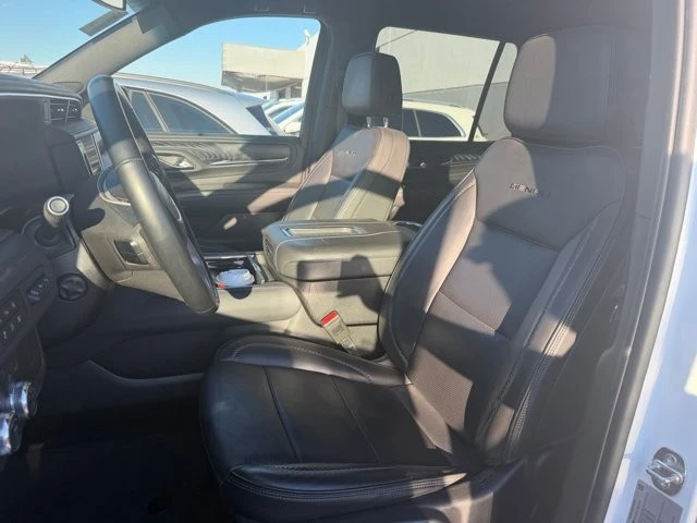 2023 GMC Yukon 5th Gen - Image 11 of 16