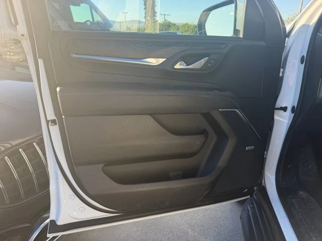 2023 GMC Yukon 5th Gen - Image 12 of 16