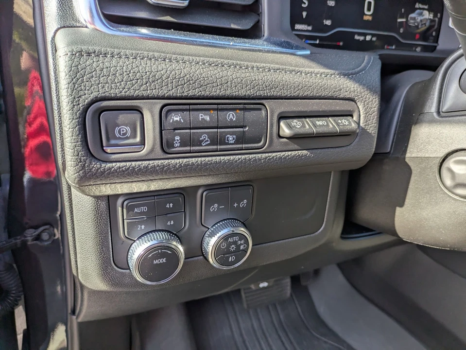 2023 GMC Yukon 5th Gen - Image 17 of 21