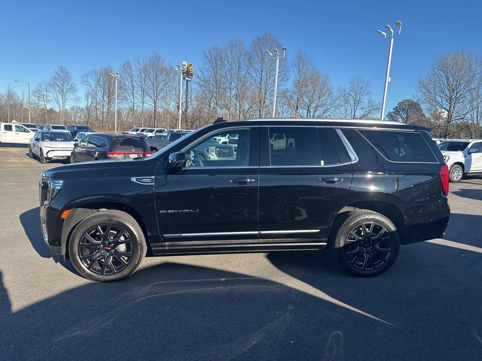2023 GMC Yukon 5th Gen - Image 2 of 21