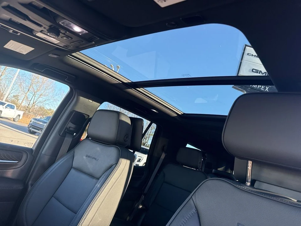 2023 GMC Yukon 5th Gen - Image 10 of 12