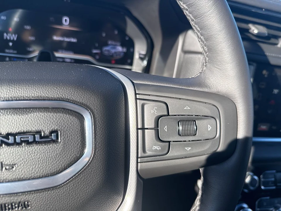 2023 GMC Yukon 5th Gen - Image 20 of 21