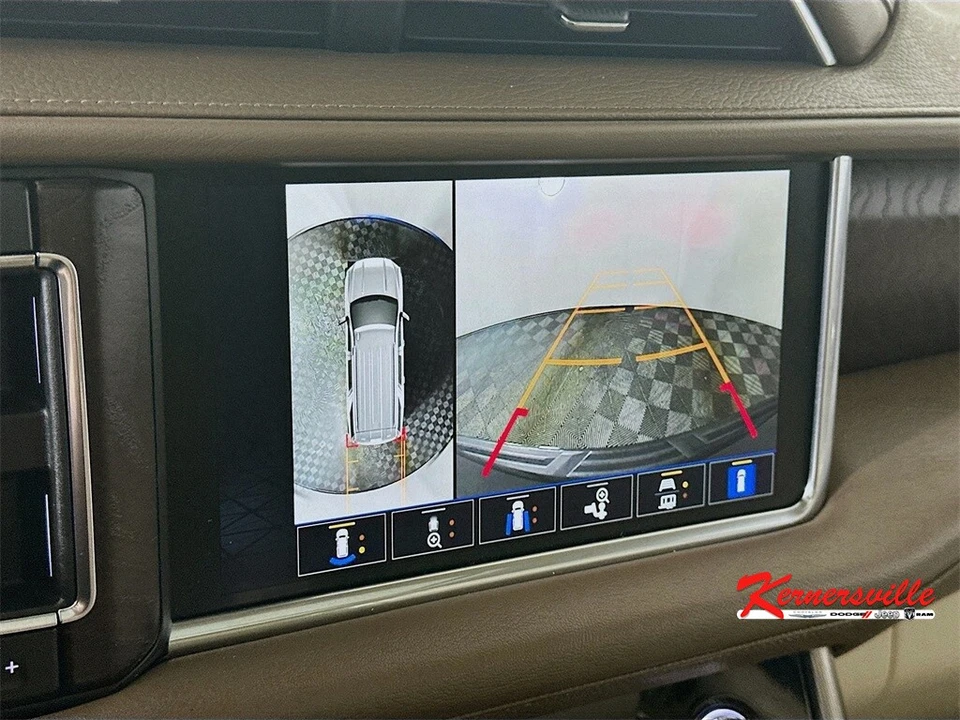 2023 GMC Yukon 5th Gen - Image 20 of 21
