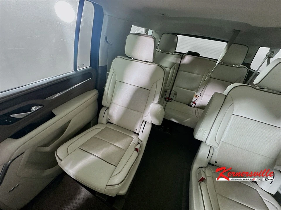 2023 GMC Yukon 5th Gen - Image 12 of 21