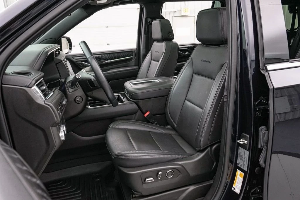 2023 GMC Yukon 5th Gen - Image 13 of 21