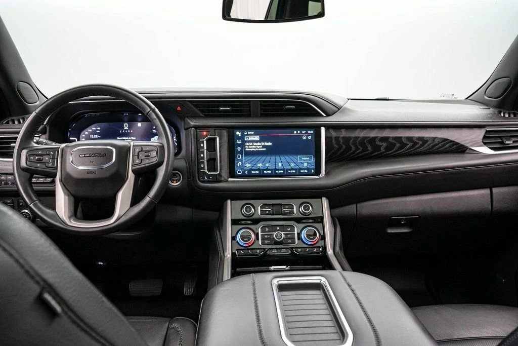 2023 GMC Yukon 5th Gen - Image 16 of 21