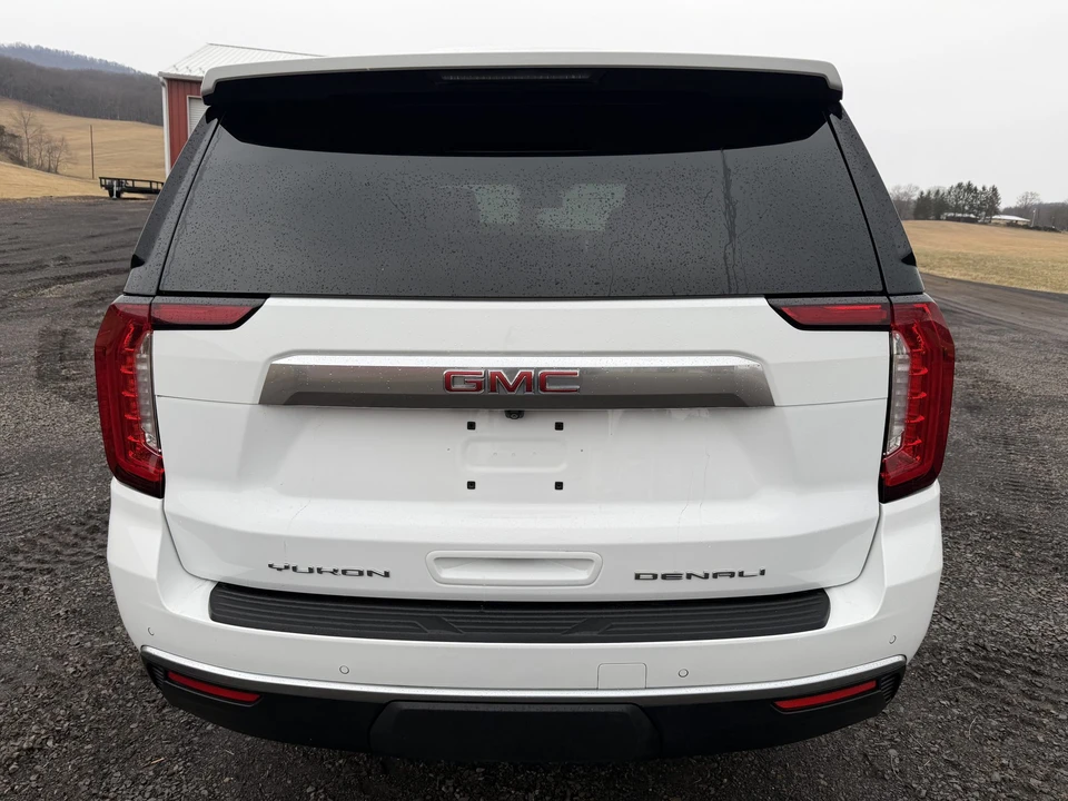 2023 GMC Yukon 5th Gen - Image 5 of 31