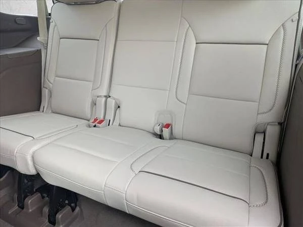 2023 GMC Yukon 5th Gen - Image 20 of 21