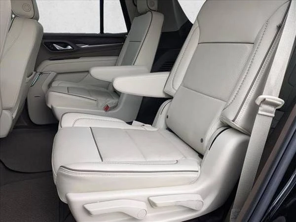 2023 GMC Yukon 5th Gen - Image 19 of 21
