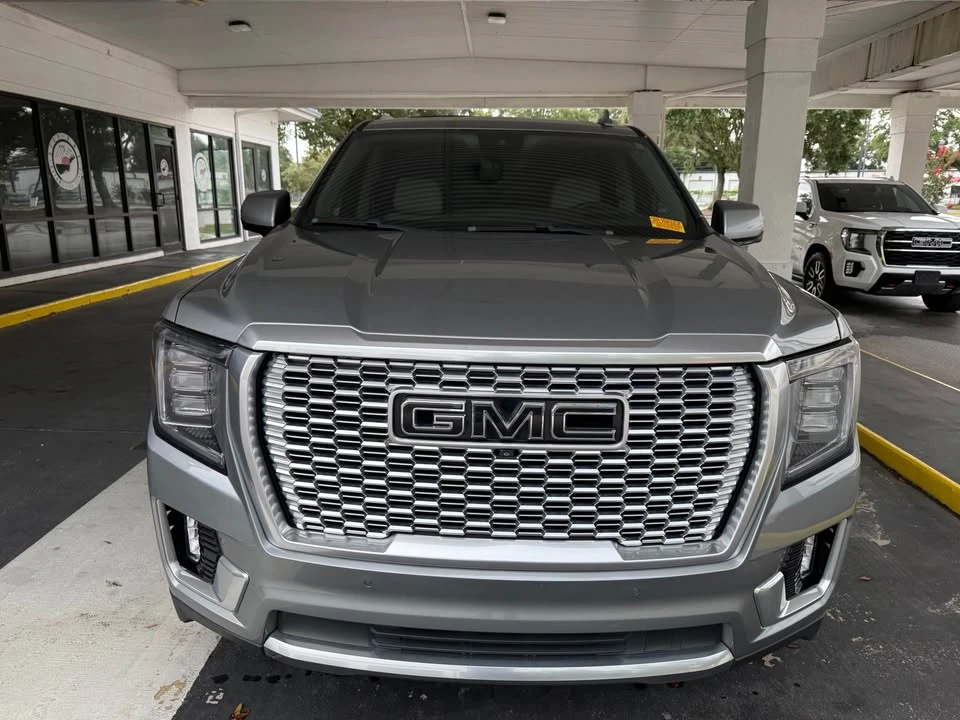 2023 GMC Yukon 5th Gen - Image 3 of 19