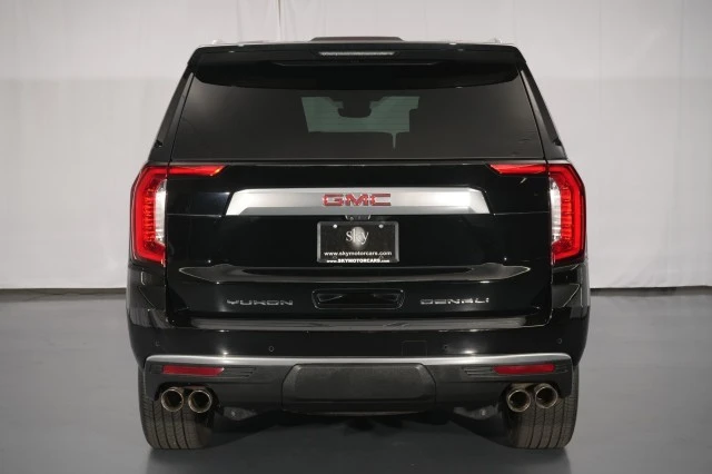 2023 GMC Yukon 5th Gen - Image 14 of 21