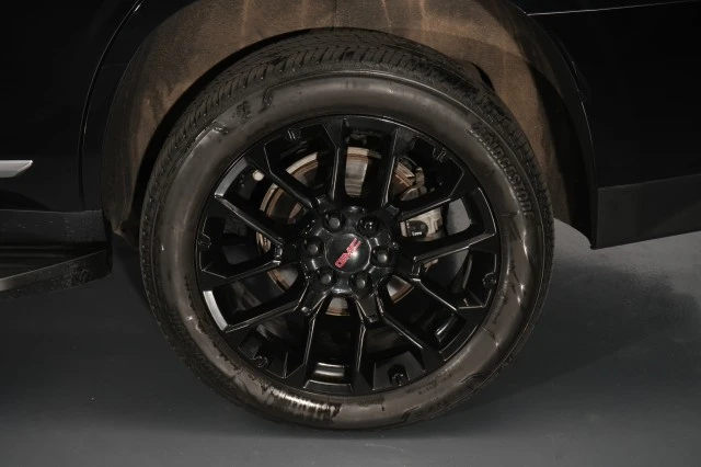 2023 GMC Yukon 5th Gen - Image 20 of 31