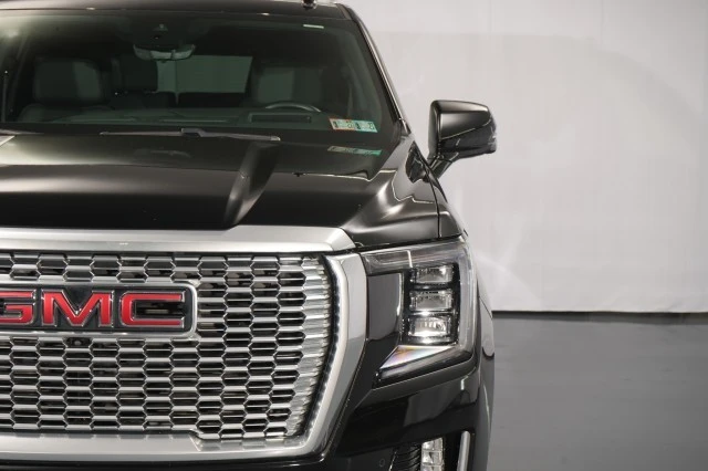 2023 GMC Yukon 5th Gen - Image 6 of 21