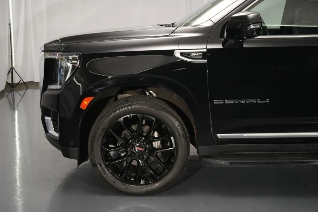 2023 GMC Yukon 5th Gen - Image 3 of 31