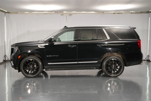 2023 GMC Yukon 5th Gen - Image 2 of 31