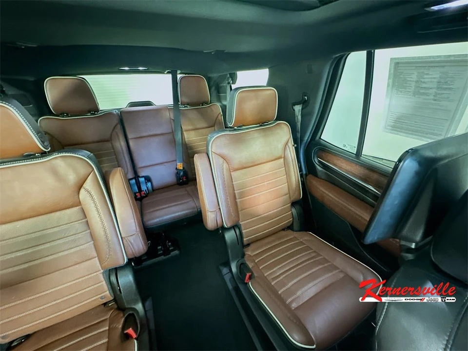 2023 GMC Yukon 5th Gen - Image 14 of 21