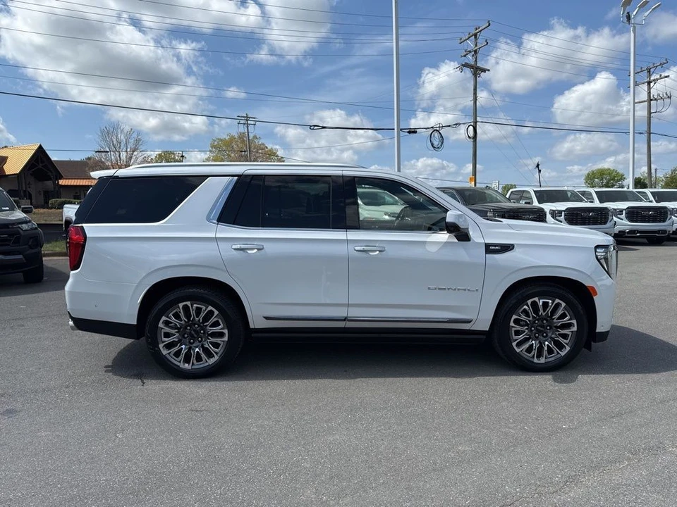 2023 GMC Yukon 5th Gen - Image 6 of 21