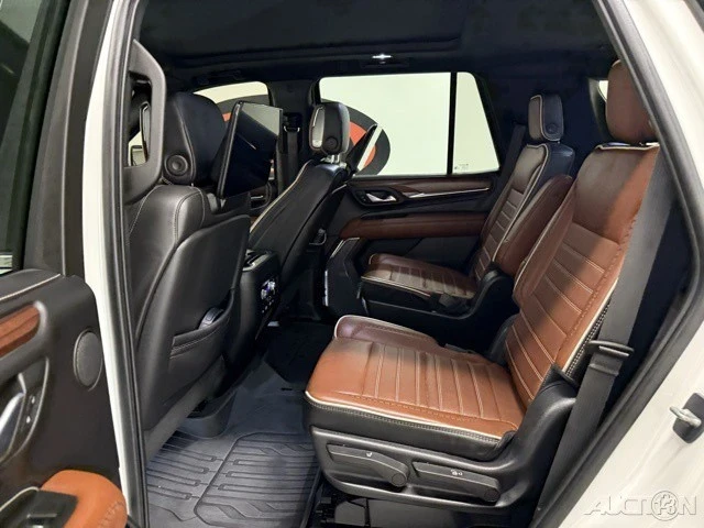2023 GMC Yukon 5th Gen - Image 15 of 21