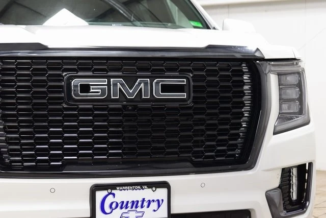 2023 GMC Yukon 5th Gen - Image 11 of 12