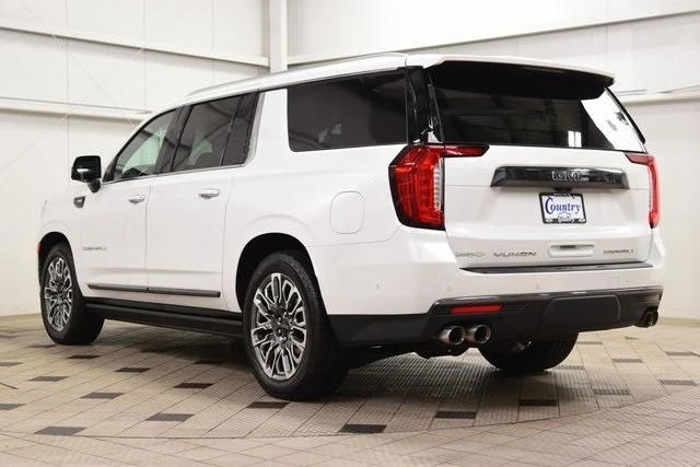 2023 GMC Yukon 5th Gen - Image 6 of 12