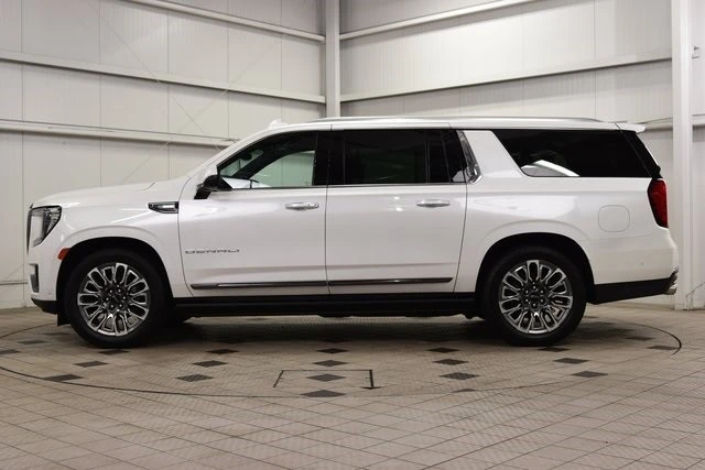 2023 GMC Yukon 5th Gen - Image 4 of 12