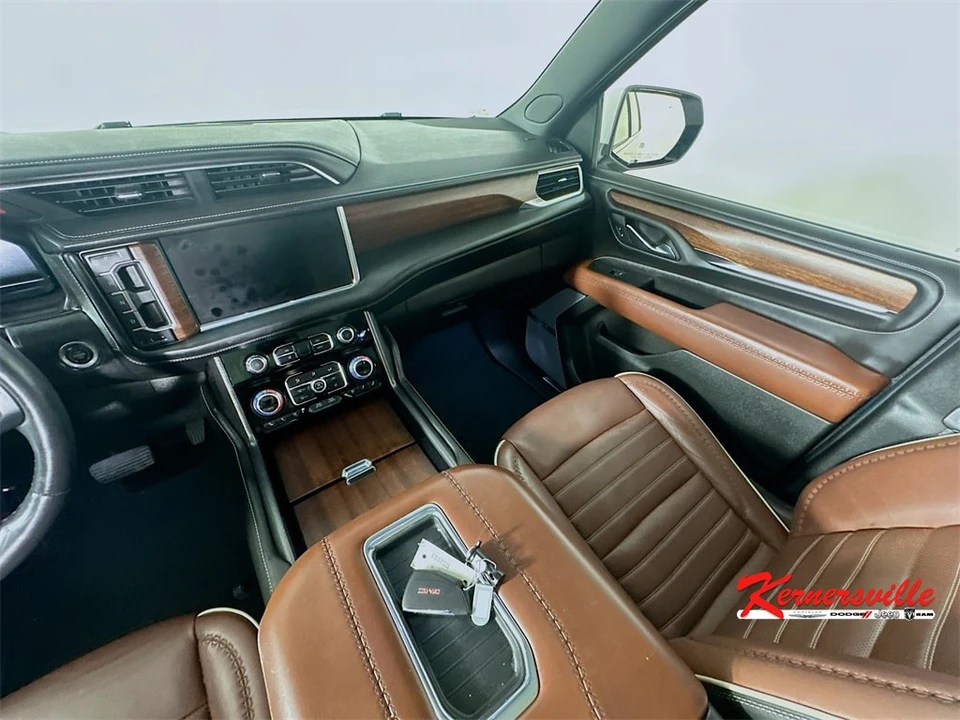 2023 GMC Yukon 5th Gen - Image 11 of 21