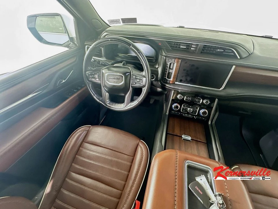 2023 GMC Yukon 5th Gen - Image 9 of 21